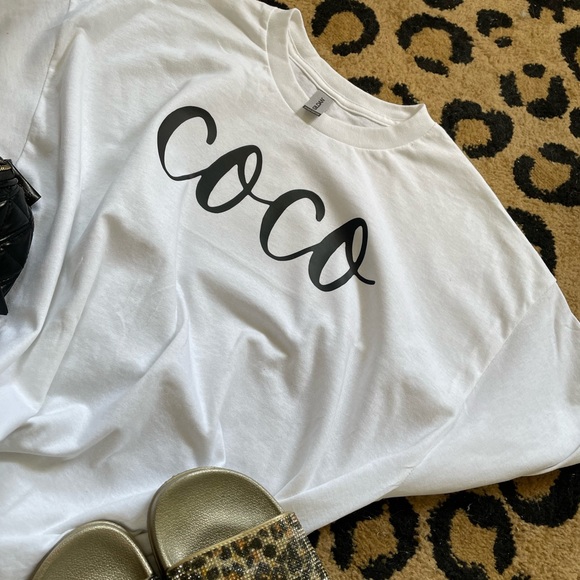 Women’s Fashion TEE. ALL SIZES AVAILABLE S Thru 3X - Picture 5 of 7